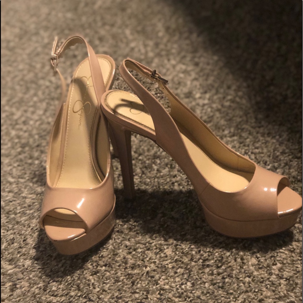 Jessica Simpson classic nude High Heel